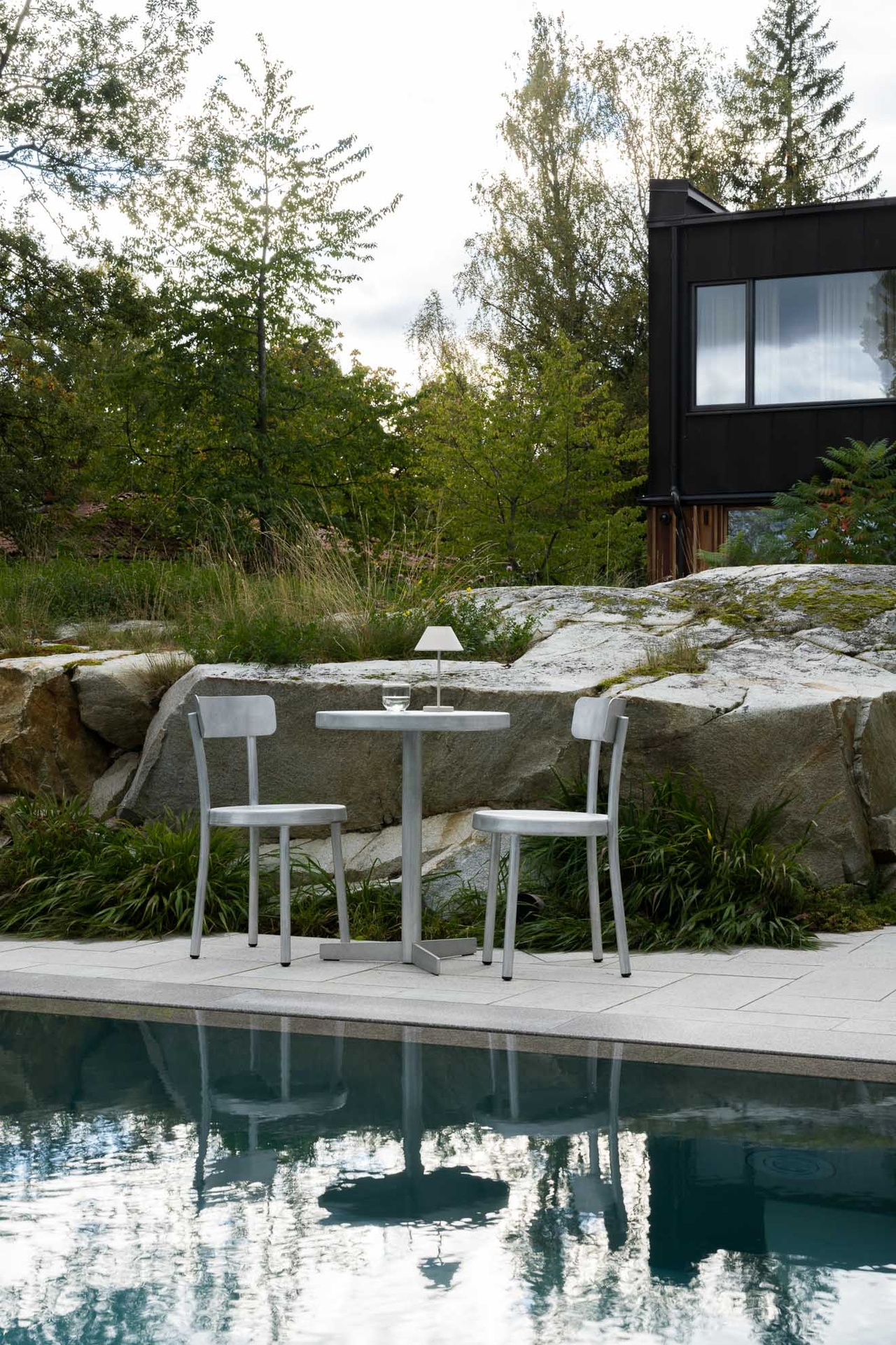 Teya table portable offwhite