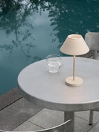 Teya table portable offwhite