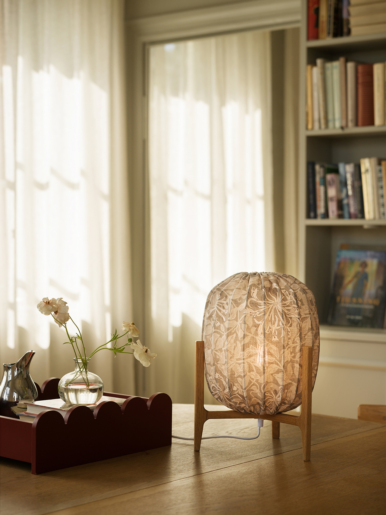 Prisma table Oak / Honeysuckle beige
